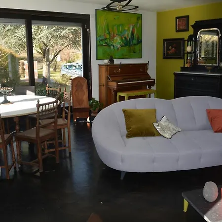 Holiday home L Aviron